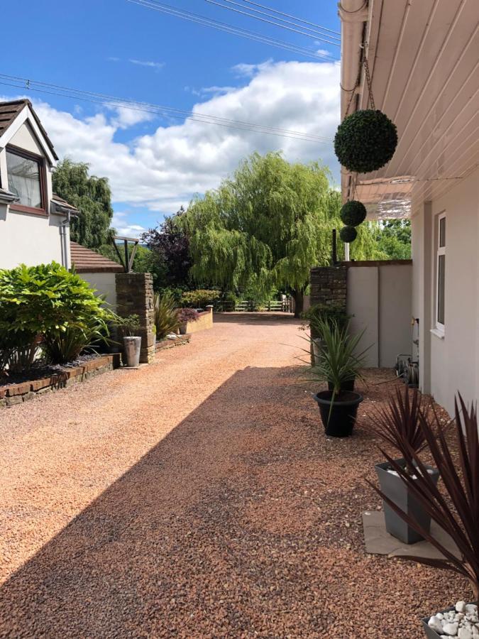 Pen-y-worlod Holiday home